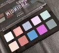 NYX Professional Makeup ミッドナイトカオス シャドウパレット