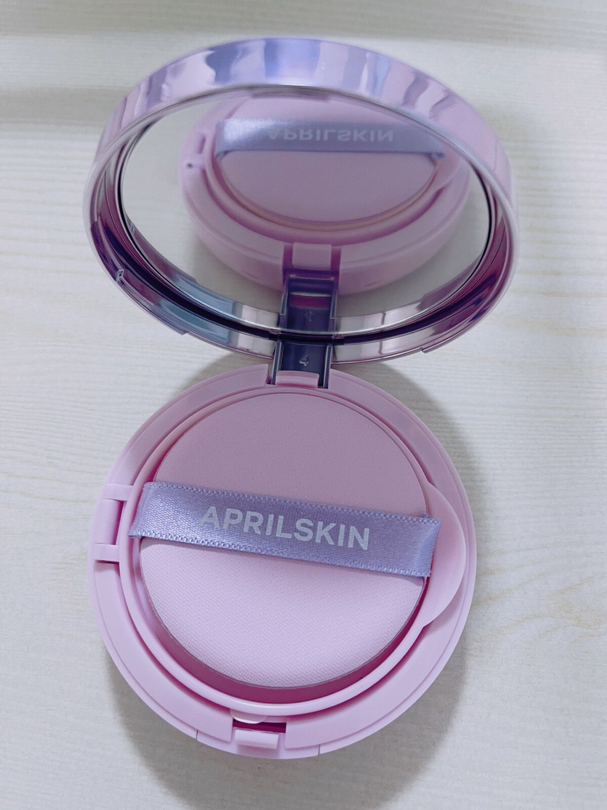 ウルトラスリムクッション＋レフィルセット 23号ナチュラルベージュ/APRILSKIN/クッションファンデーションを使ったクチコミ（2枚目）