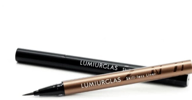 スキルレスライナー/LUMIURGLAS/リキッドアイライナーを使ったクチコミ(1枚目)