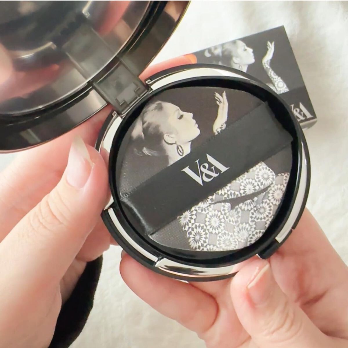 ロングウェアクッションファンデーション/V&Aビューティー/クッションファンデーションを使ったクチコミ(4枚目)