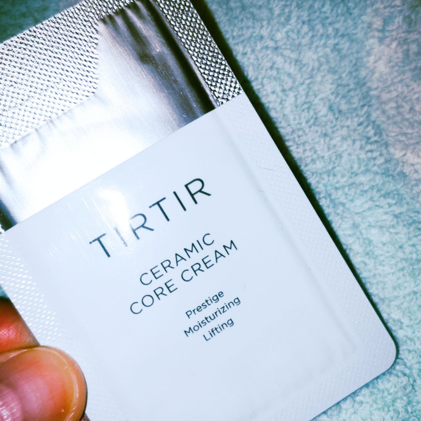 セラミックコアクリーム/TIRTIR(ティルティル)/フェイスクリームを使ったクチコミ(1枚目)