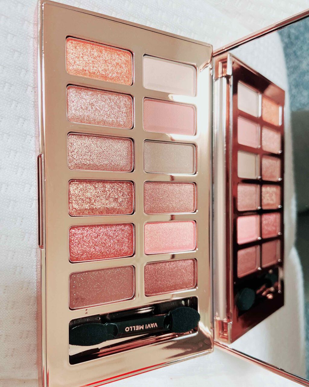 バレンタインボックス/VAVI MELLO/アイシャドウパレットを使ったクチコミ（2枚目）