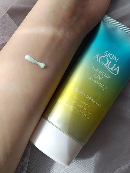 スキンアクア トーンアップUVエッセンス/スキンアクア/日焼け止めクリームを使ったクチコミ(3枚目)