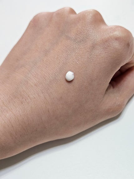 トップ シークレット インスタント トーンアップ/YVES SAINT LAURENT BEAUTE/化粧下地を使ったクチコミ(4枚目)