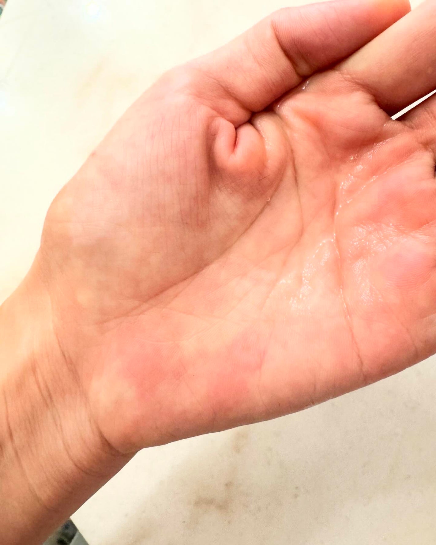 chi___cosme on LIPS 「リジュランHealerREBALANCINGTONERお次は化..」(2枚目)