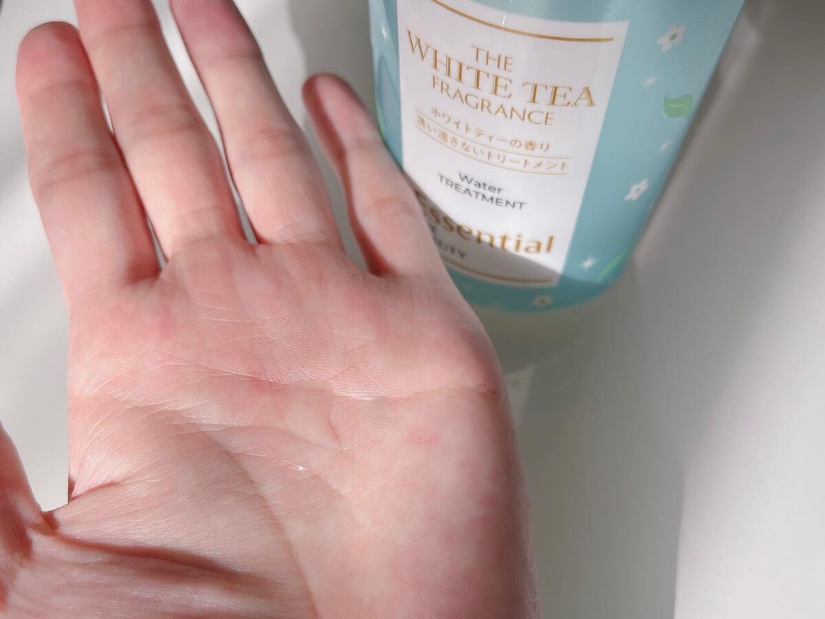 エッセンシャル ザビューティ 髪のキメ美容ウォータートリートメント ホワイトティーの香り/エッセンシャル/アウトバストリートメントを使ったクチコミ(4枚目)