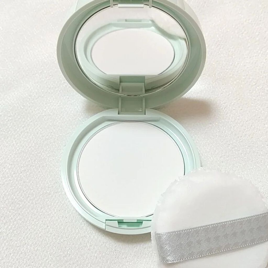 クリアラスト フェイスパウダー N 薬用オークル/クリアラスト/プレストパウダーを使ったクチコミ（2枚目）