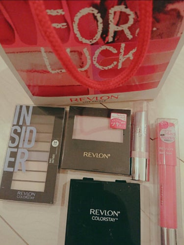 カラーステイ ルックス ブック パレット/REVLON/アイシャドウパレットを使ったクチコミ（1枚目）