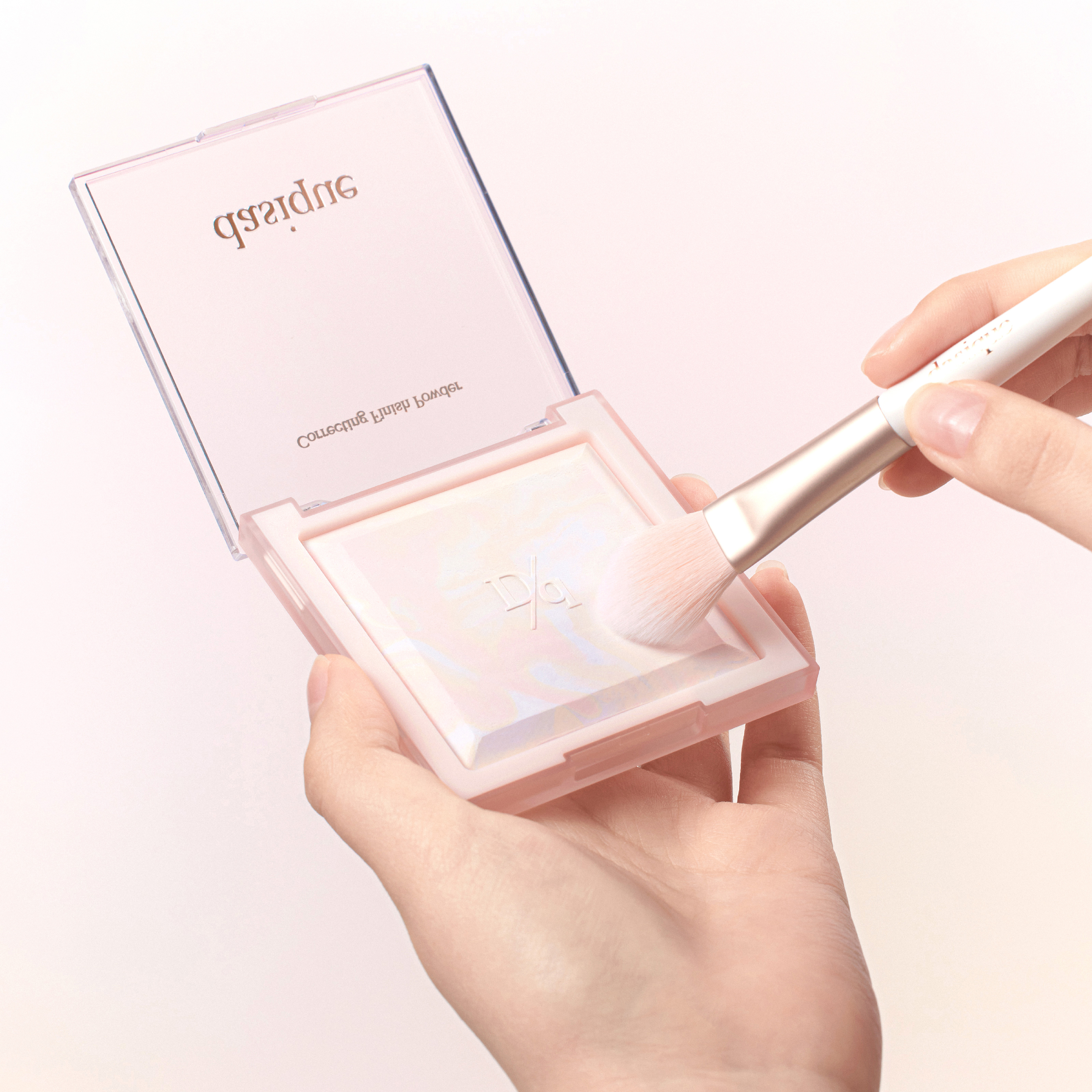 コレクティングフィニッシュパウダー/dasique/プレストパウダーを使ったクチコミ（3枚目）