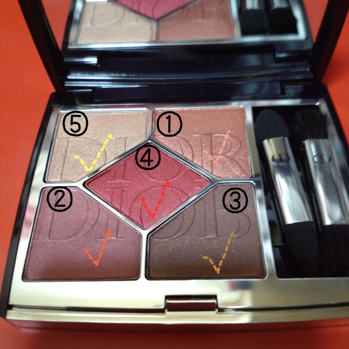 【旧】サンク クルール クチュール 889 リフレクション〈ディオール エン ルージュ エディション〉（生産終了）/Dior/アイシャドウパレットを使ったクチコミ（2枚目）