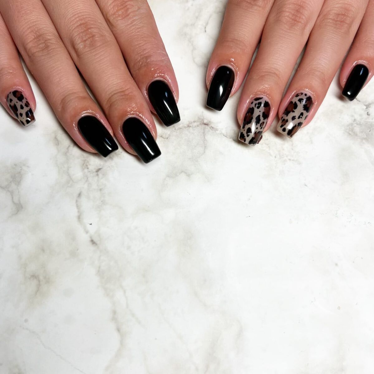 #レオパードネイル,#ブラックネイル,#冬ネイル,#ネイル,#ニュアンスネイル,#スカルプネイル,#ジェルネイル,#ママネイル,#ギャルネイル,#大人ネイル,#派手ネイル,#ネイル,#城陽ネイル,#京都ネイル,#大阪ネイル,#奈良ネイルのネイルデザイン