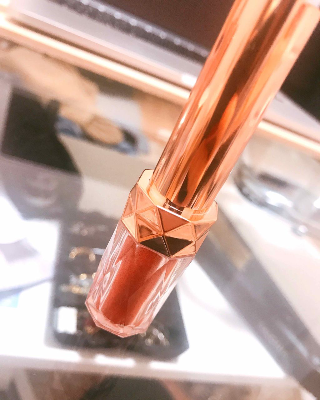 きょーな on LIPS 「最近買ったグリットアイシャドウ💓キラキララメ感すごくて可愛すぎ..」(1枚目)