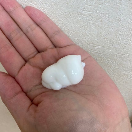 スーパーリッチシャイン ストレートビューティー うねりケアトリートメント/LUX/洗い流すヘアトリートメントを使ったクチコミ(4枚目)