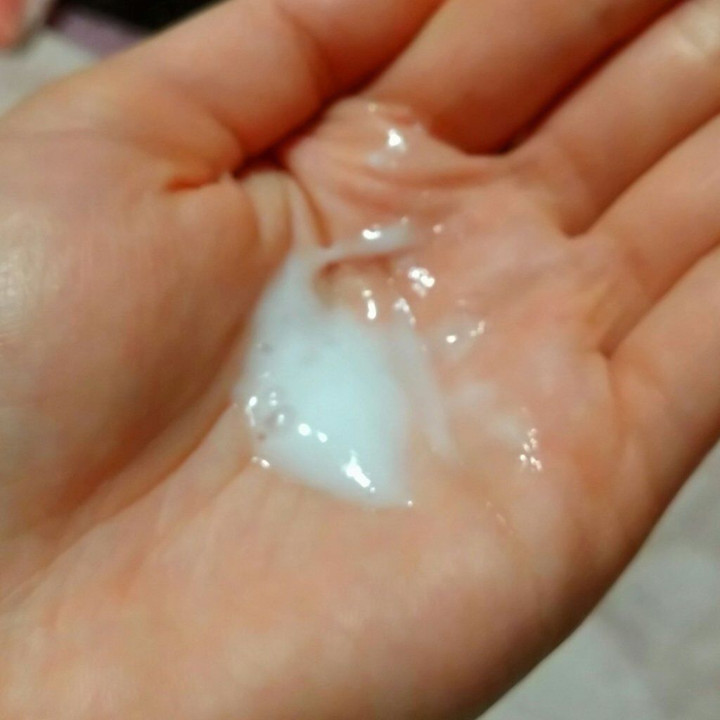 角層まで浸透する うるおいミルク やさしいフローラルの香り/ビオレ/ボディミルクを使ったクチコミ（2枚目）