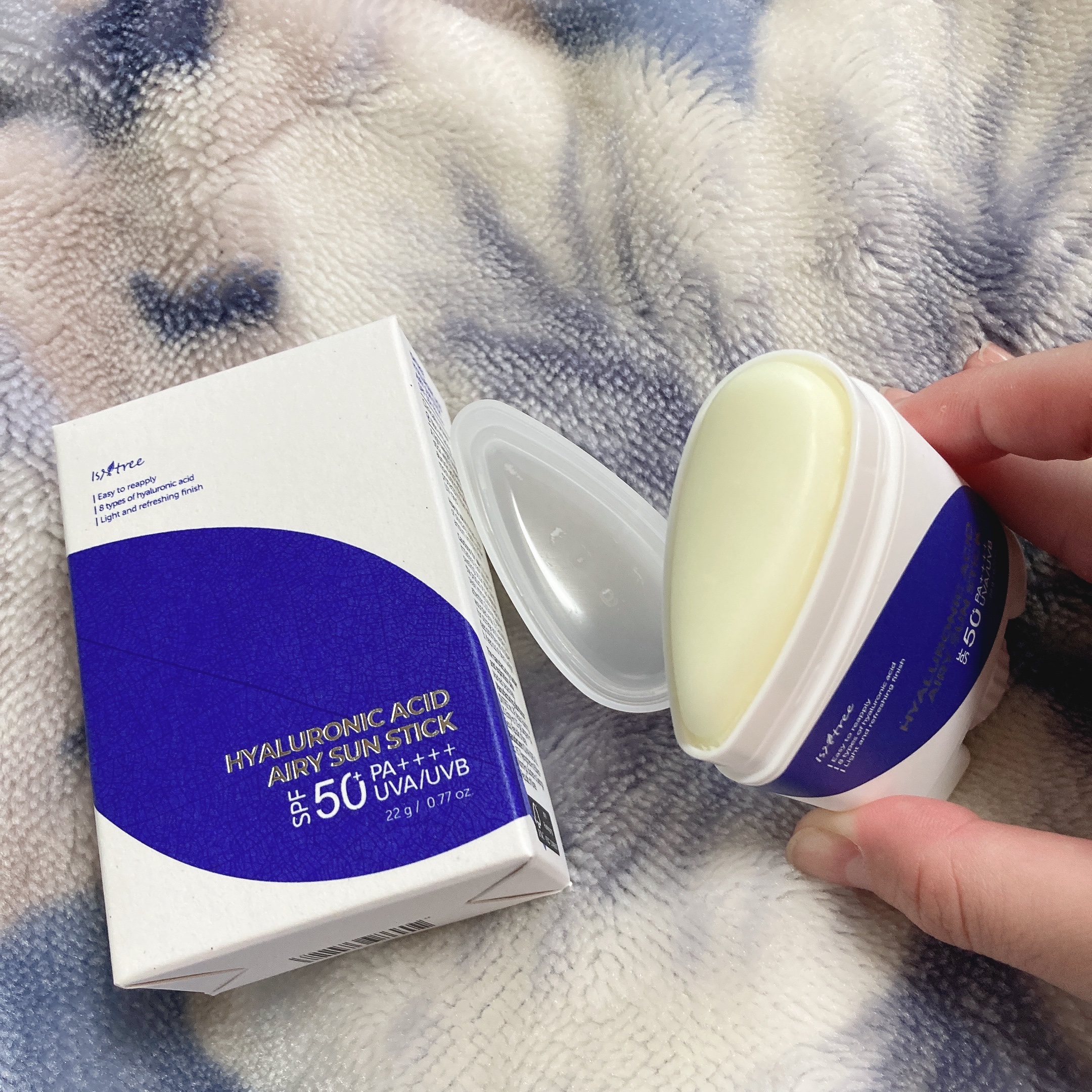 ヒアルロン酸エアリーサンスティック/Isntree/日焼け止めスティックを使ったクチコミ（2枚目）