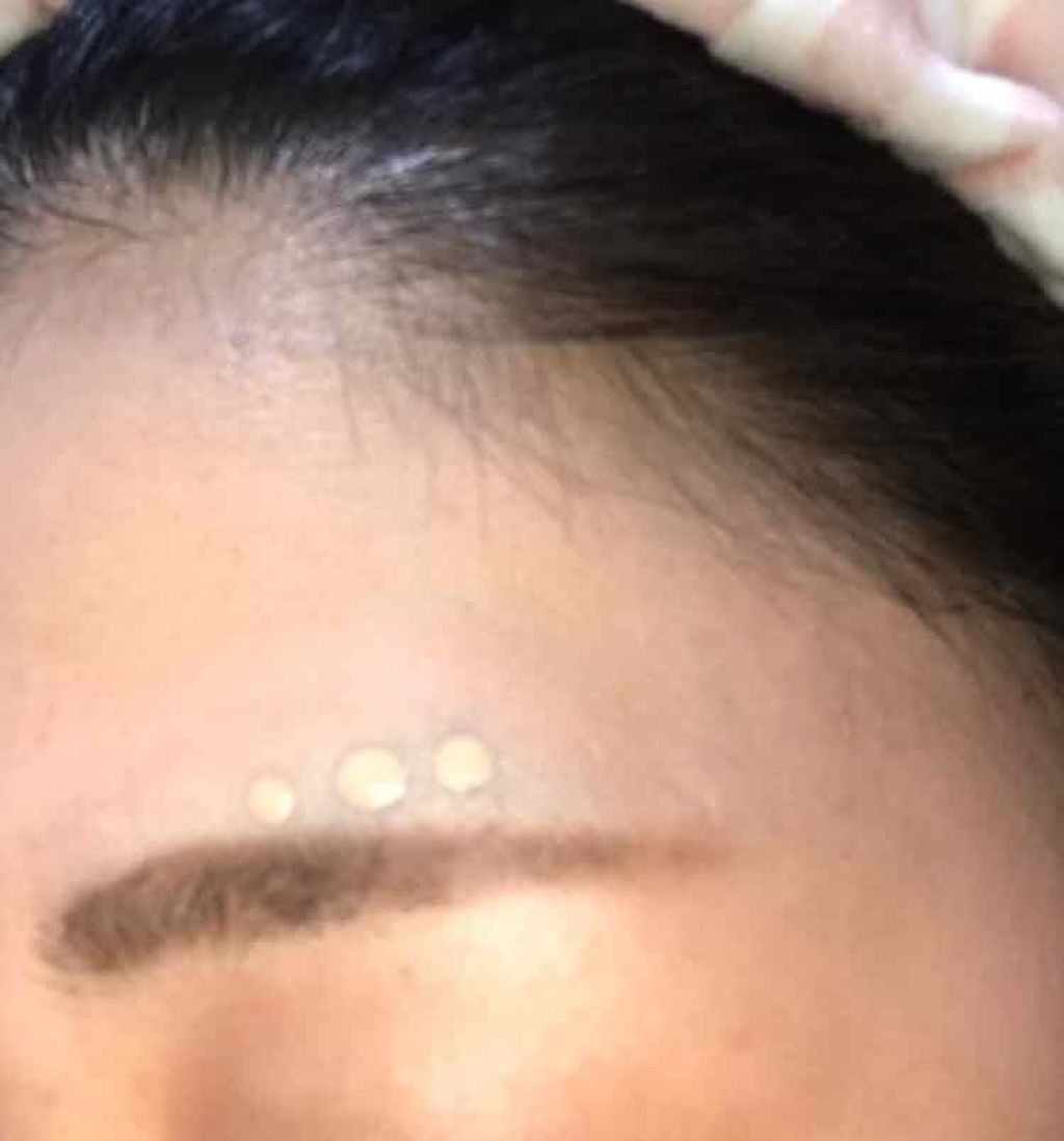 カバーパーフェクション チップコンシーラー/the SAEM/リキッドコンシーラーを使ったクチコミ(3枚目)