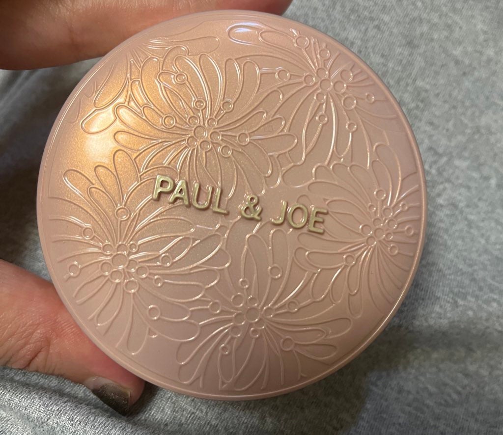シースルー ヴェール コンパクト/PAUL & JOE BEAUTE/ファンデーションを使ったクチコミ(1枚目)