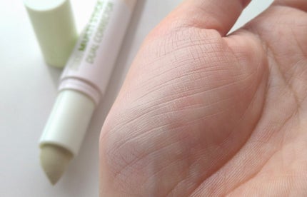 アイムマルチスティックデュアルコレクター/i’m meme/スティックコンシーラーを使ったクチコミ(5枚目)