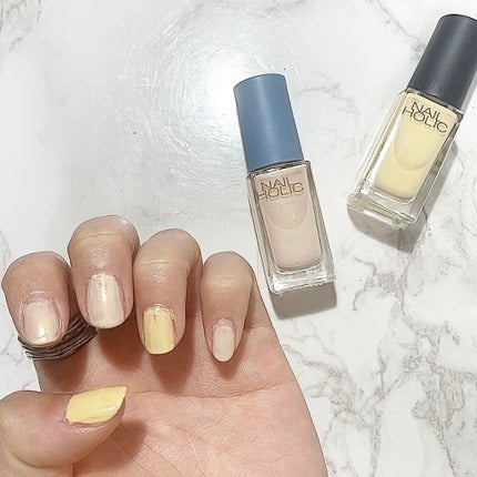 アンナ*.・🤍𐙚のクチコミ「🍌🥛 NAIL HOLICで 簡単バナナミルクネイル 時短で可愛く🍌🥛
お休みの日限定 ネ.....」(1枚目)