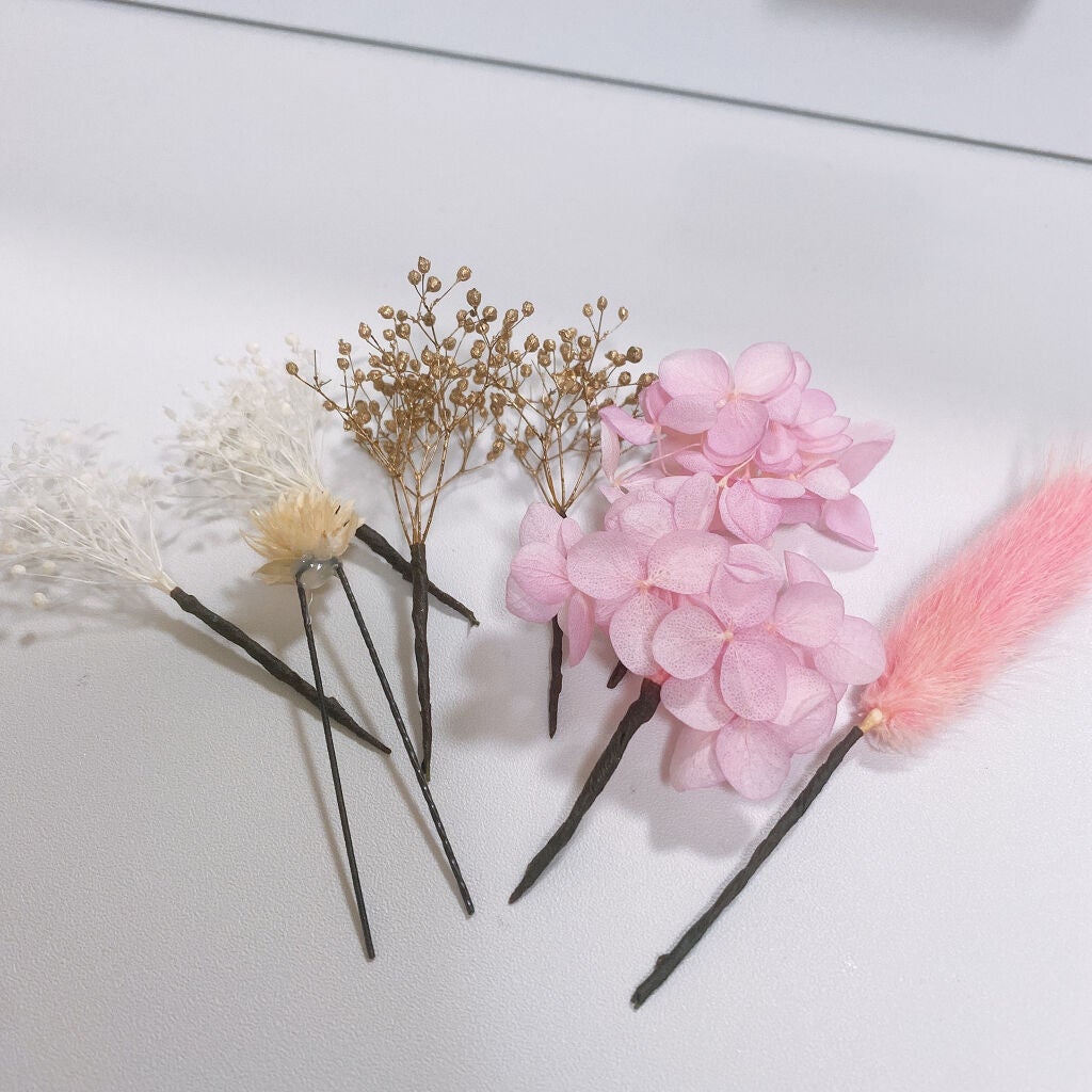 とと__フォロバ・リムバ¹⁰⁰ % on LIPS 「頂いたドライフラワーのヘアアクセ💗ピンクの色合いがとっても可愛..」(3枚目)
