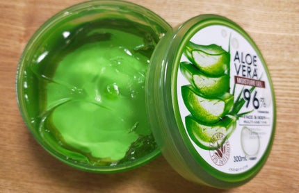 マイルド&モイスチャーアロエジェル/ネイチャーリパブリック/ボディローションを使ったクチコミ(2枚目)