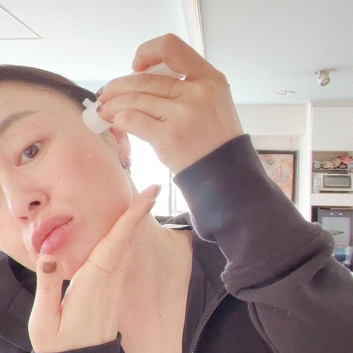 Miwa Kamise on LIPS 「シミ・くすみ※・肌あれにアプローチ☆//新発売ブライトニング化..」(5枚目)