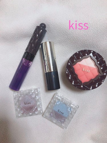 年始の楽しみラッキーバッグ！今年はkissのをゲットしました✨
kissのコスメは見た目がかわいくて気になっていたものの買う機会がなかったのでうれしい☺️

ラッキーバッグは5点入って1500円ととても