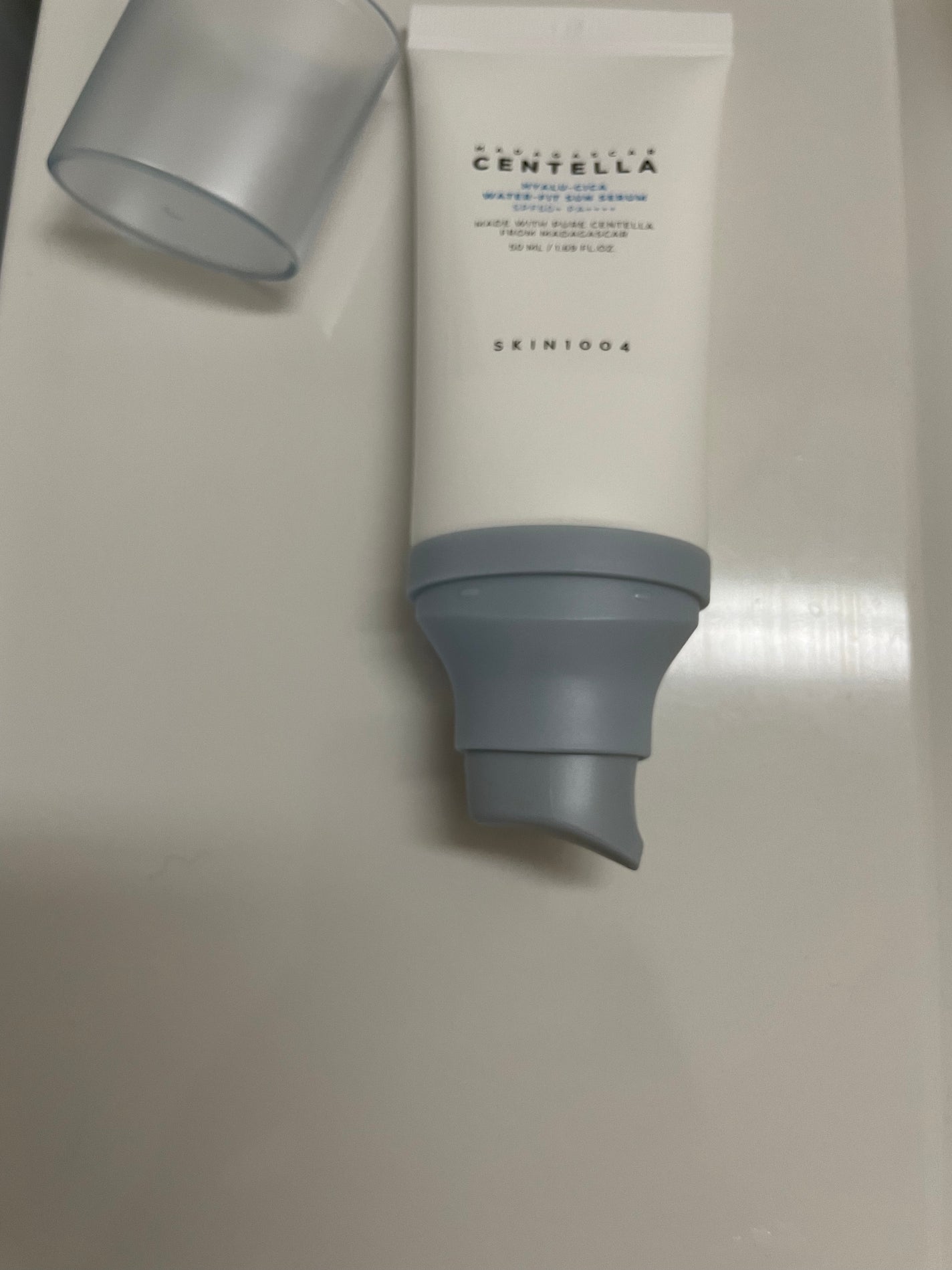 ヒアルーシカ ウォーターフィット サンセラム/SKIN1004/日焼け止めローションを使ったクチコミ(2枚目)