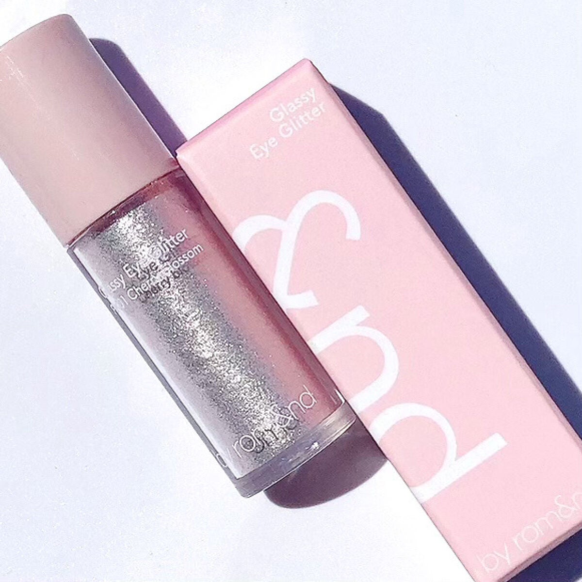 アンドバイロムアンド グラッシーボムティント/&nd by rom&nd/リップティントを使ったクチコミ(8枚目)