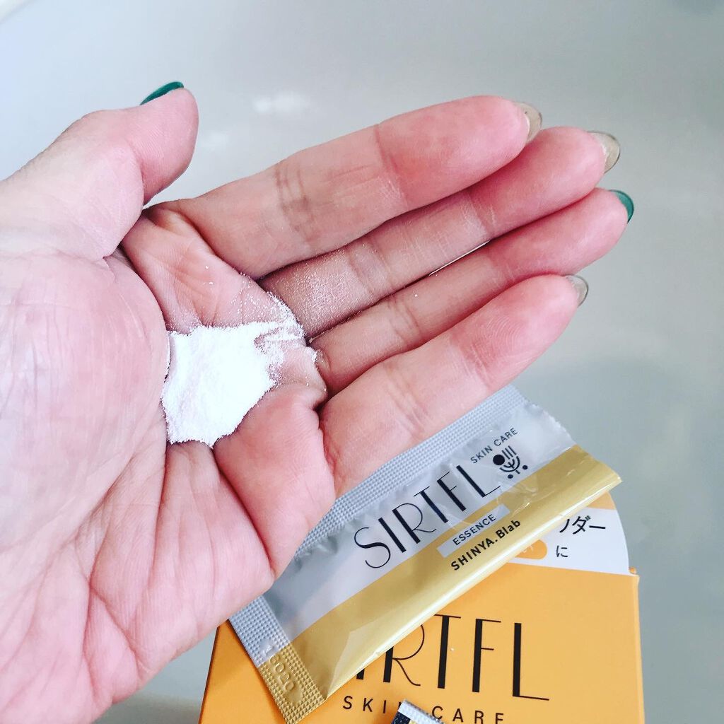 ブライトV.Cエッセンスパウダー/SIRTFL/その他スキンケアを使ったクチコミ（3枚目）