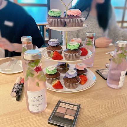 ラスティング プロボカリプス リップカラー/リンメル ロンドン/リップグロスを使ったクチコミ(9枚目)