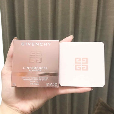 ランタンポレル ブロッサム クリーム コンパクト/GIVENCHY/化粧下地を使ったクチコミ（2枚目）