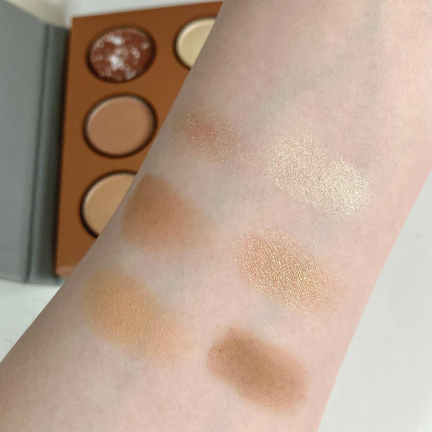 ライプンアイカラーパレット/FRESHO2/アイシャドウパレットを使ったクチコミ(3枚目)