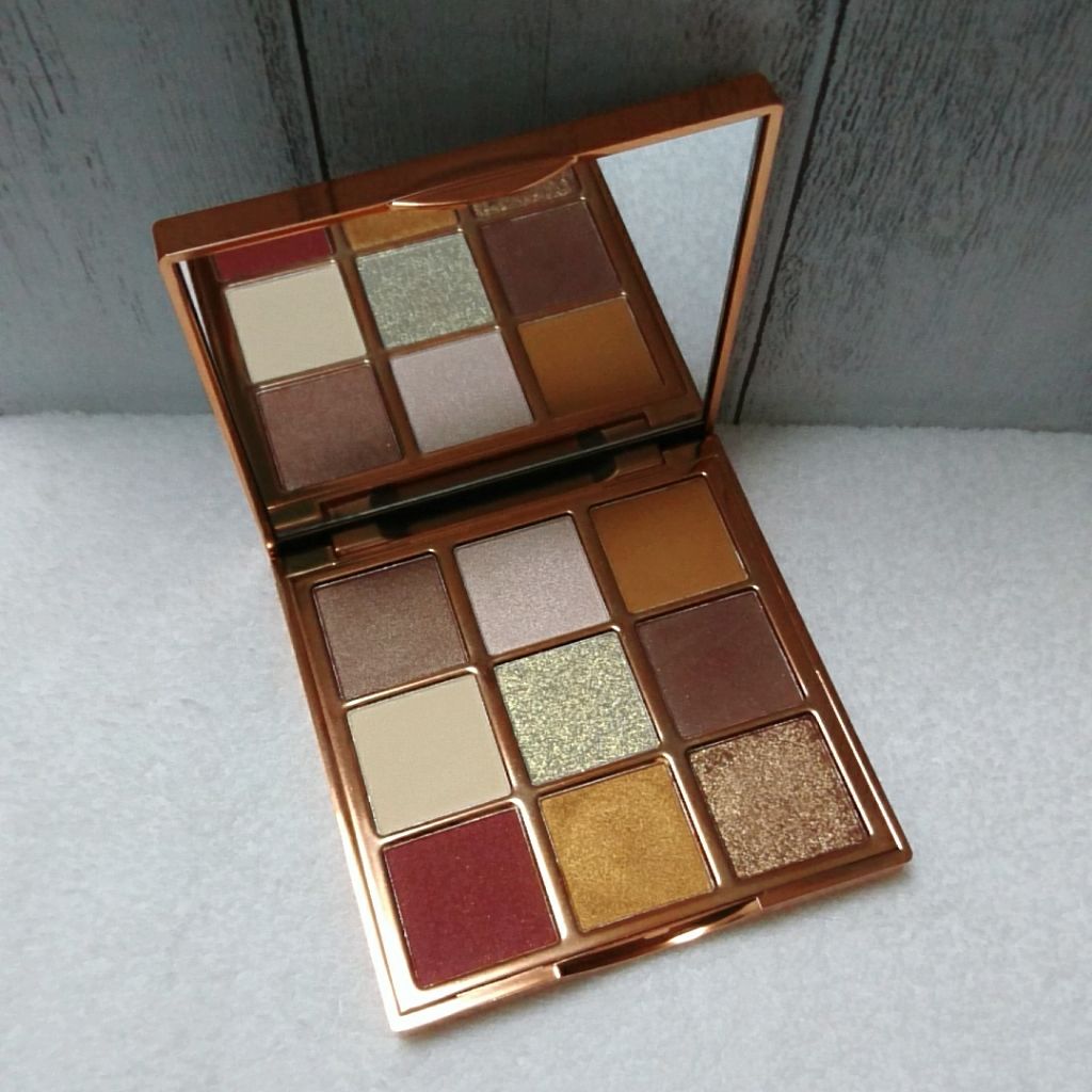 VenusMarble 9色アイシャドウパレット Mammonism(マンモニズム)/Venus Marble/アイシャドウパレットを使ったクチコミ（2枚目）