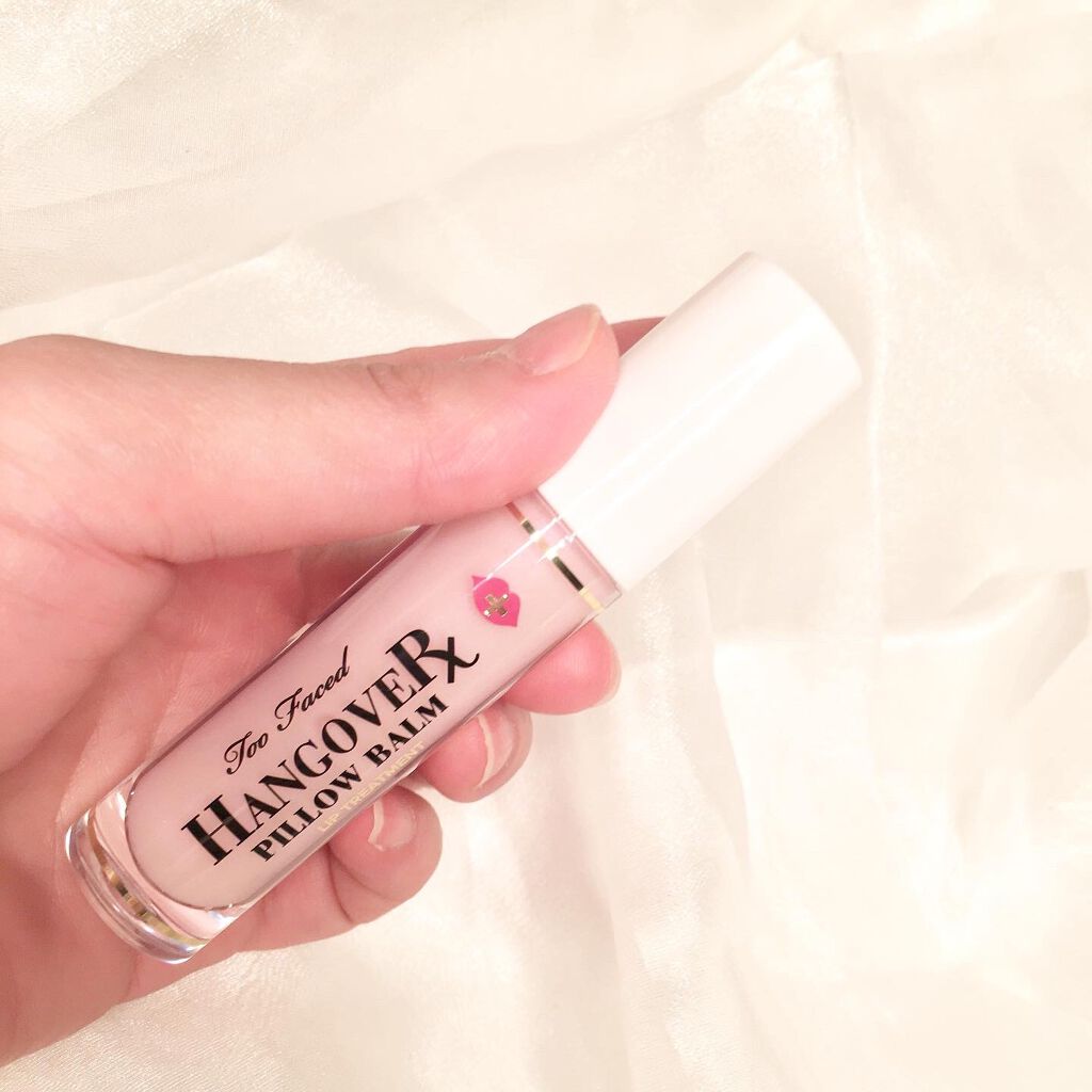 ～トゥー フェイスド ハングオーバー～ ピロー バーム リップ トリートメント/Too Faced/リップ美容液を使ったクチコミ（3枚目）