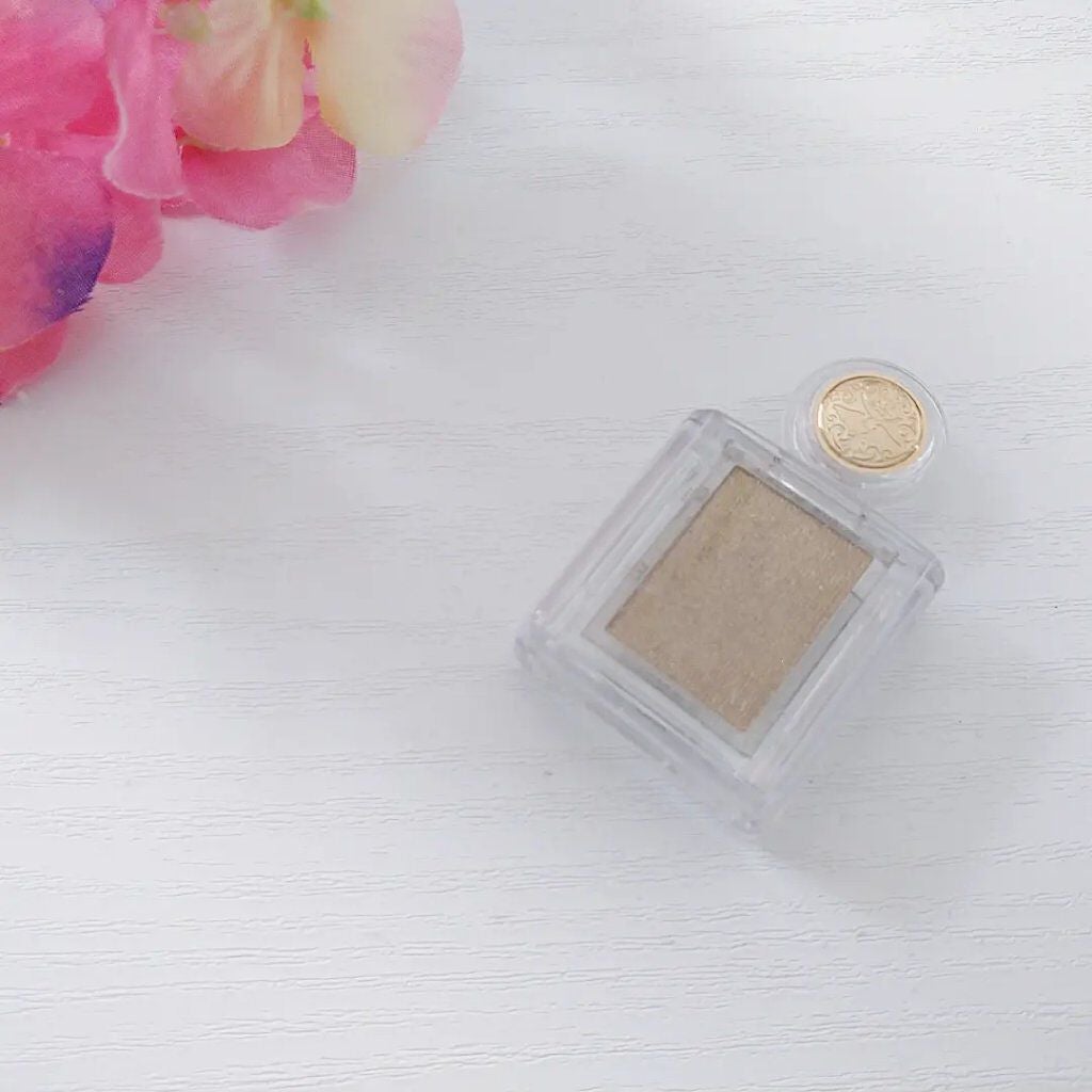 シャドーカスタマイズ/MAJOLICA MAJORCA/単色アイシャドウを使ったクチコミ(1枚目)