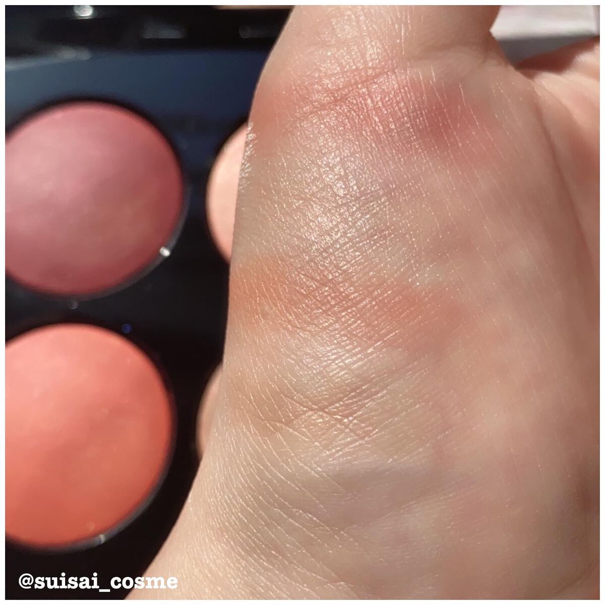 ボーム エサンシエル ルージュ フレ/CHANEL/スティックハイライトを使ったクチコミ（2枚目）