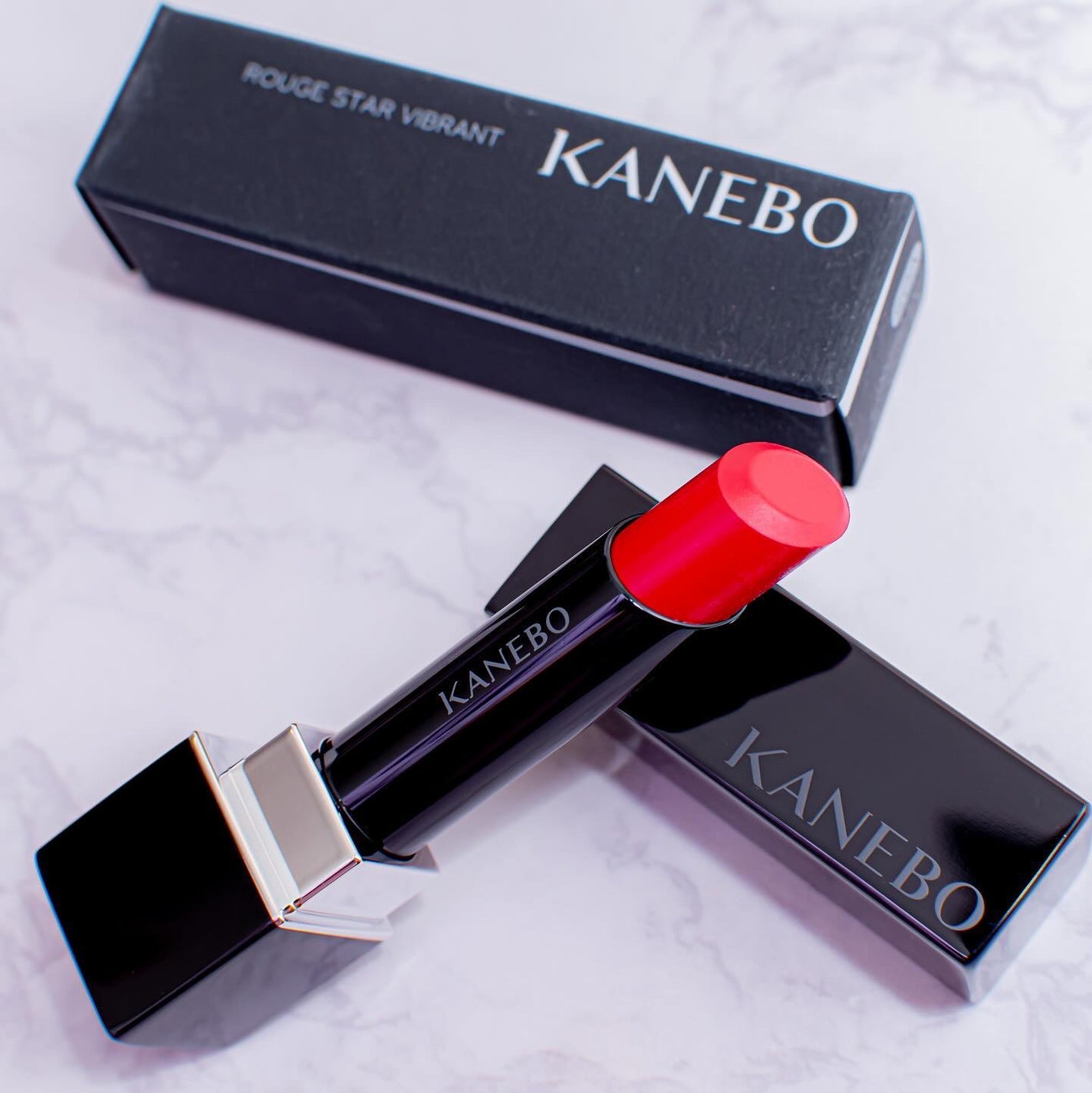 ルージュスターヴァイブラント/KANEBO/口紅を使ったクチコミ(1枚目)