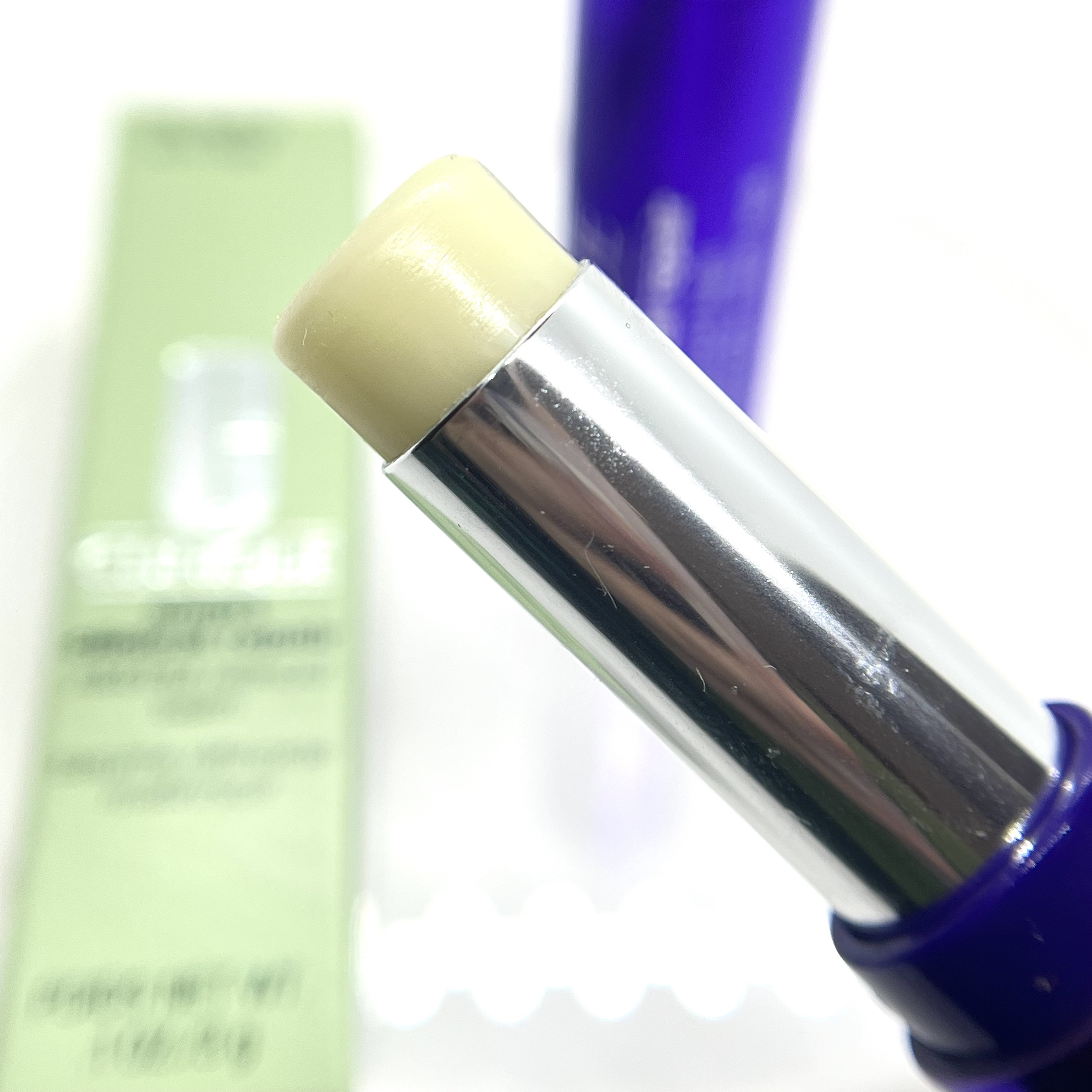 スマート リペア Ｒ スティック バーム (固形美容液）/CLINIQUE/美容液を使ったクチコミ（2枚目）