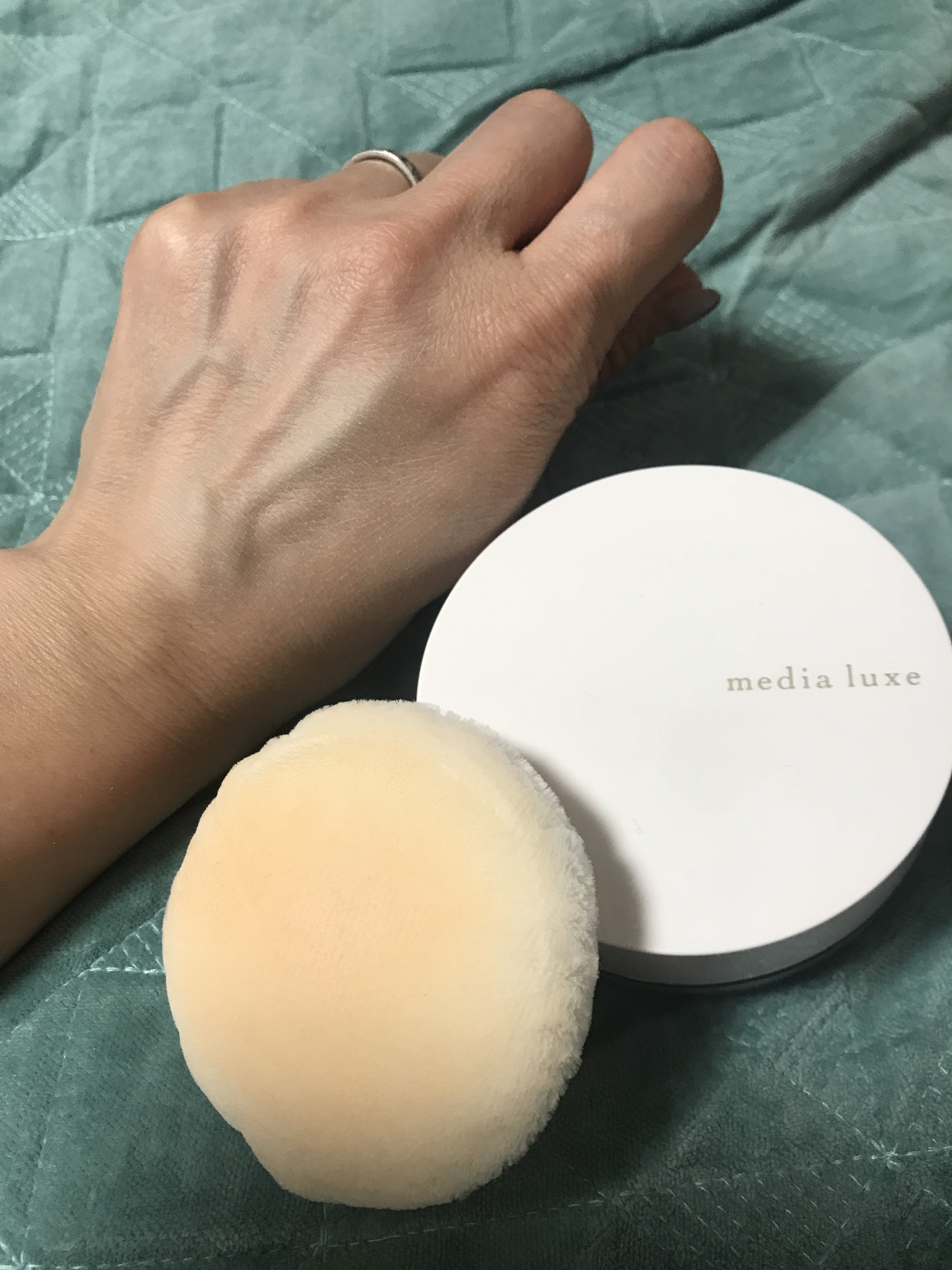 media luxe フェイスパウダーのクチコミ「
medialuxeから商品提供を頂きました。
 
#medialuxe（#メディアリュクス）.....」（1枚目）