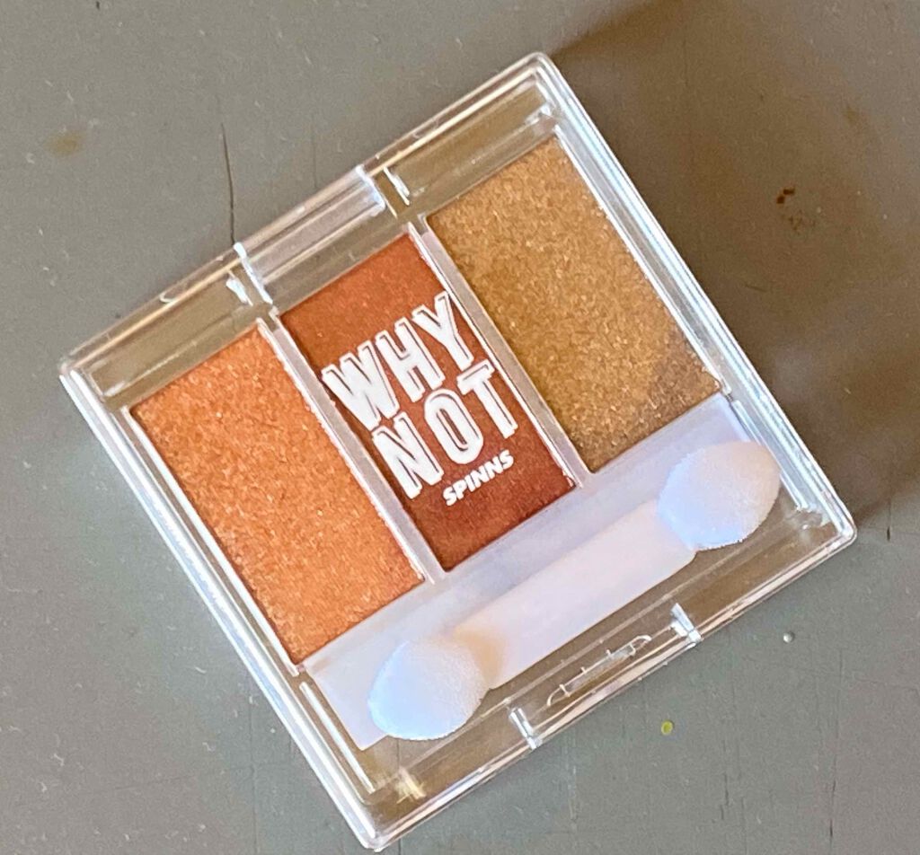 WHY NOT SPINNS 3色アイシャドウ/DAISO/アイシャドウパレットを使ったクチコミ(2枚目)