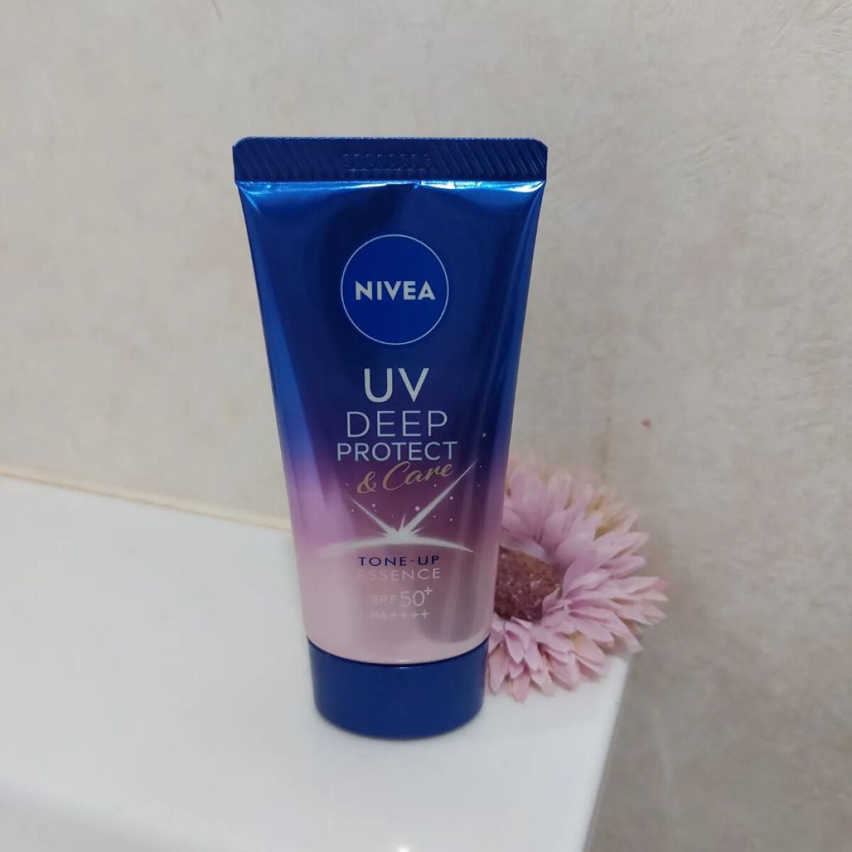 ニベアUV ディープ プロテクト&ケア トーンアップ エッセンス/ニベア/日焼け止めローションを使ったクチコミ(1枚目)