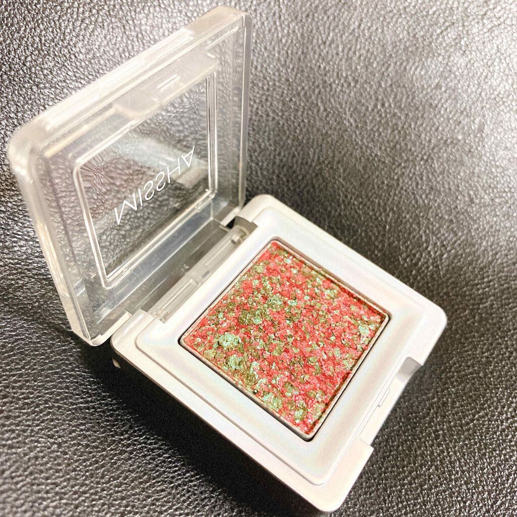 グリッタープリズム シャドウ/MISSHA/グリッターを使ったクチコミ（2枚目）