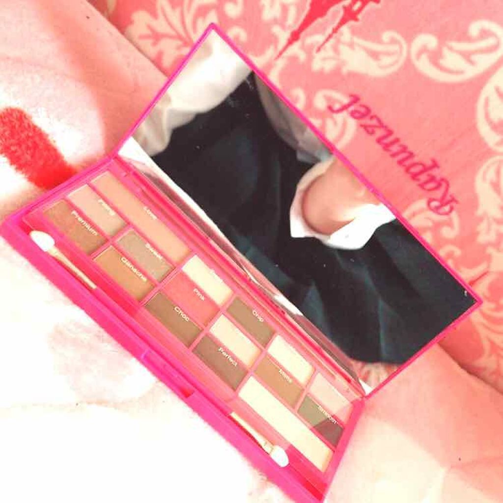 アイラブチョコレート/MAKEUP REVOLUTION/アイシャドウパレットを使ったクチコミ(2枚目)