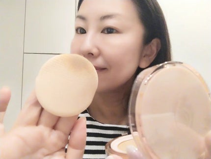 ヌードカーミンググロークッション/MAKE9/クッションファンデーションを使ったクチコミ(4枚目)