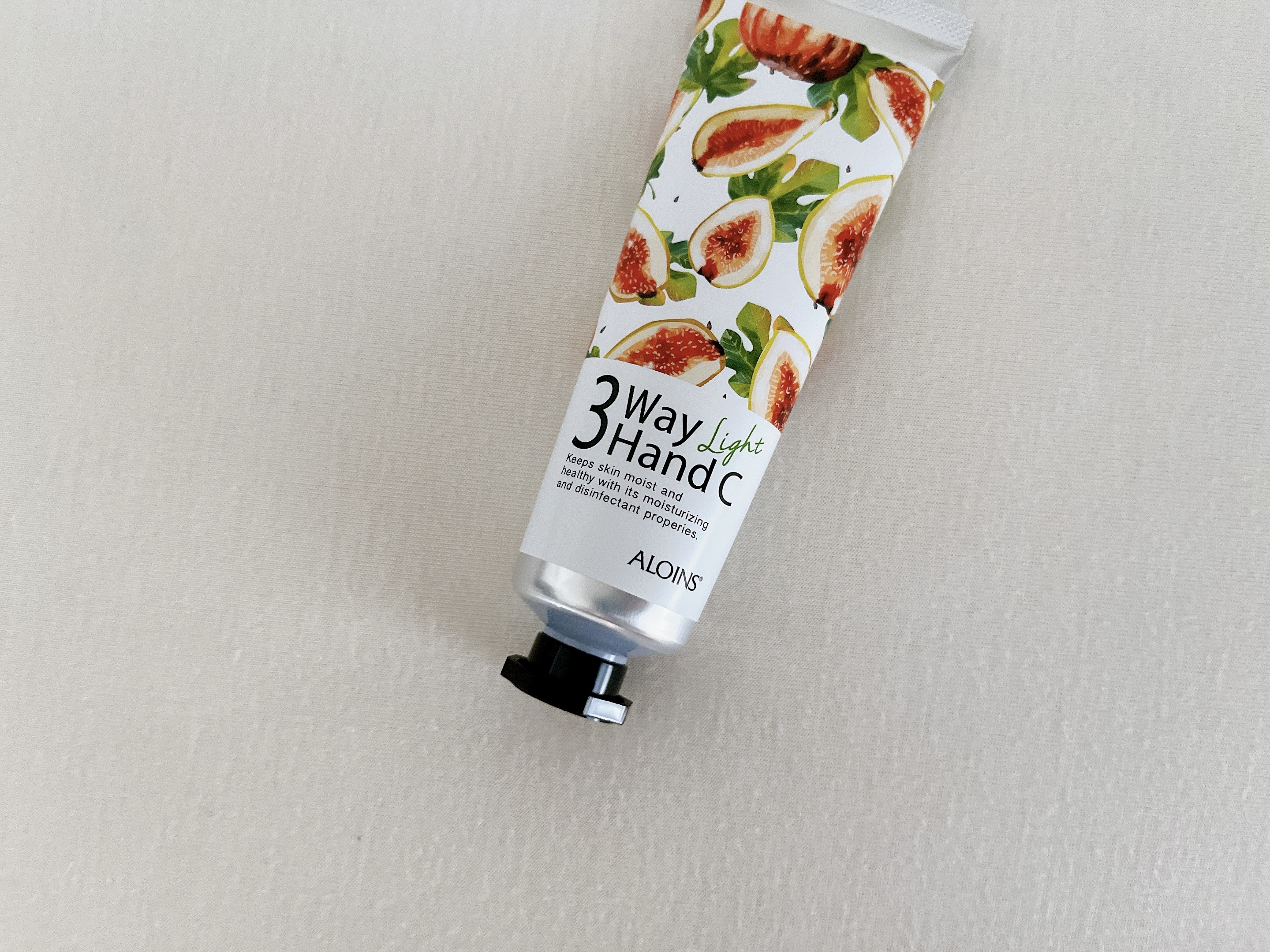 ハンドクリームライト/3ウェイ/ハンドクリームを使ったクチコミ（2枚目）