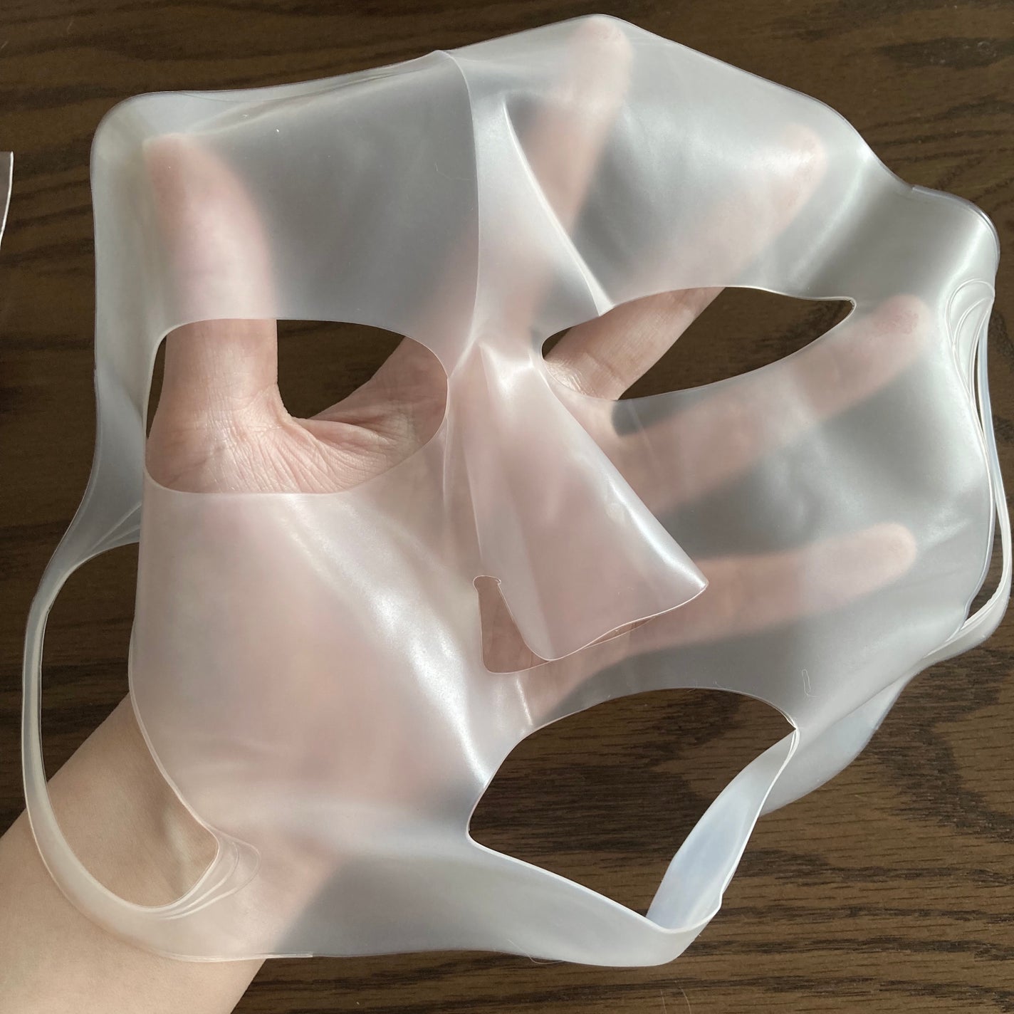 シリコーン潤マスク 3D/DAISO/その他スキンケアグッズを使ったクチコミ(3枚目)