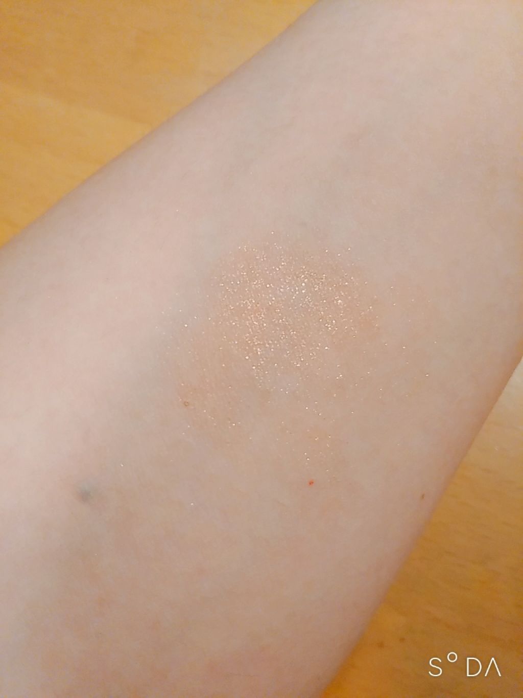 ルックアット マイアイジュエル/ETUDE/単色アイシャドウを使ったクチコミ（2枚目）