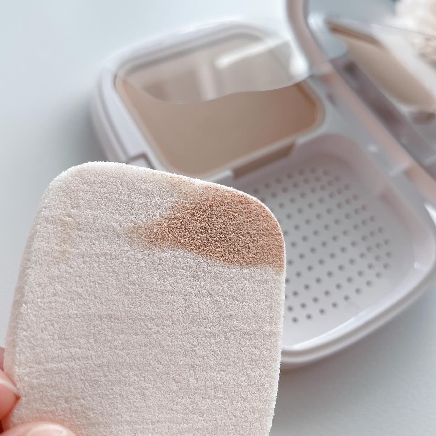 パウダーファンデーション 01 レフィル/media luxe/パウダーファンデーションを使ったクチコミ（2枚目）