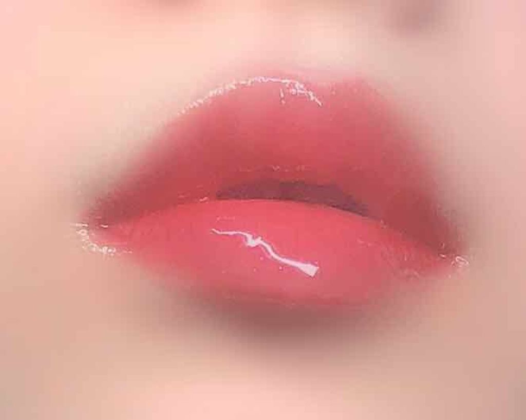 ルージュ ヴォリュプテ シャイン/YVES SAINT LAURENT BEAUTE/口紅を使ったクチコミ(4枚目)